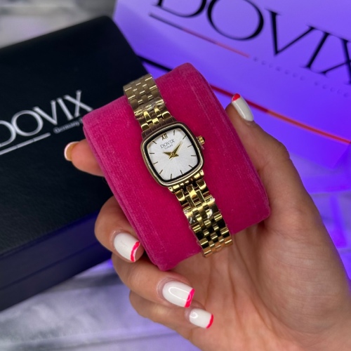 ساعت مچی زنانه داویکس مدل DVL241013