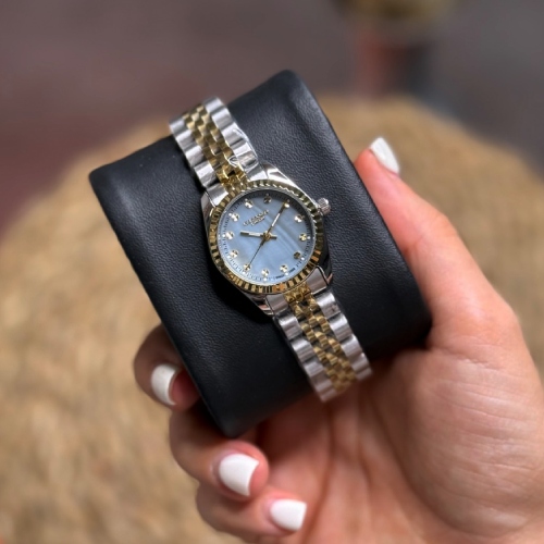 ساعت مچی زنانه لی کوپر مدل LC08167