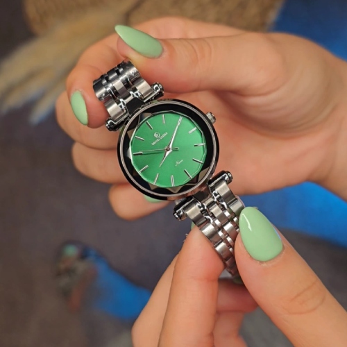 ساعت مچی زنانه دنیل سزار مدل 1302L